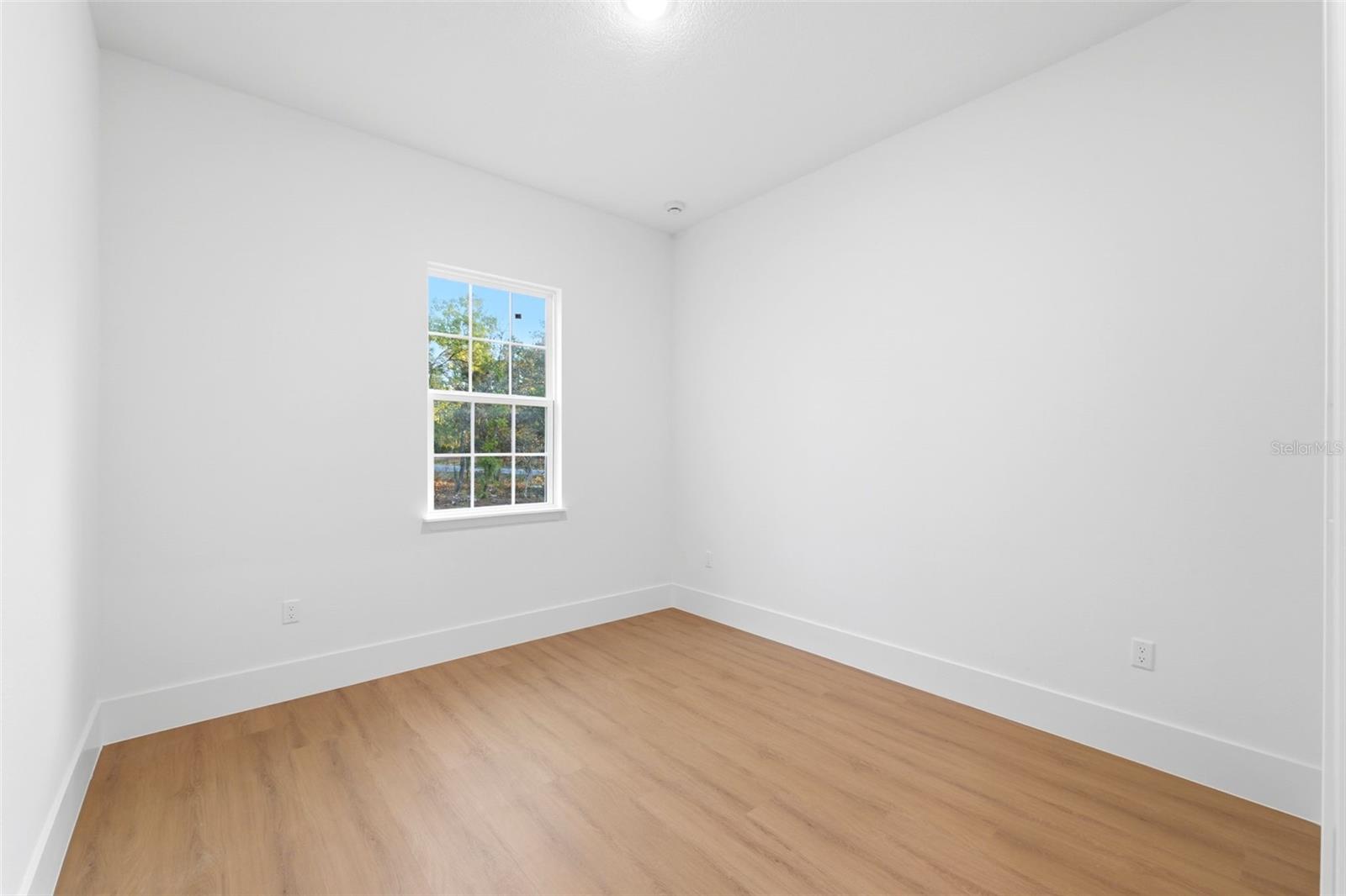 Image 29 of 36 For 559 Heronsbill Lane