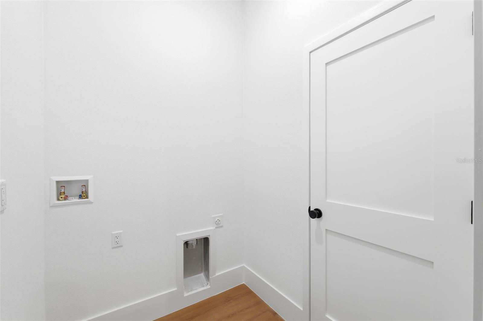 Image 31 of 36 For 559 Heronsbill Lane