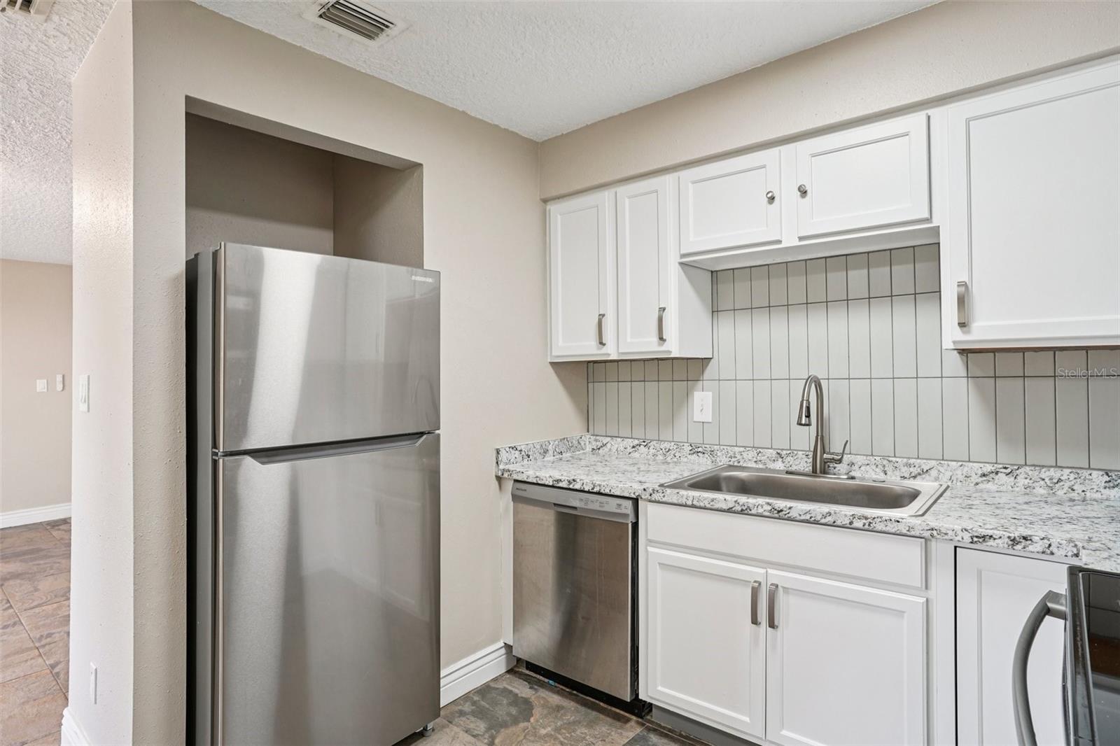 Image 12 of 34 For 119 Georgetown Drive D