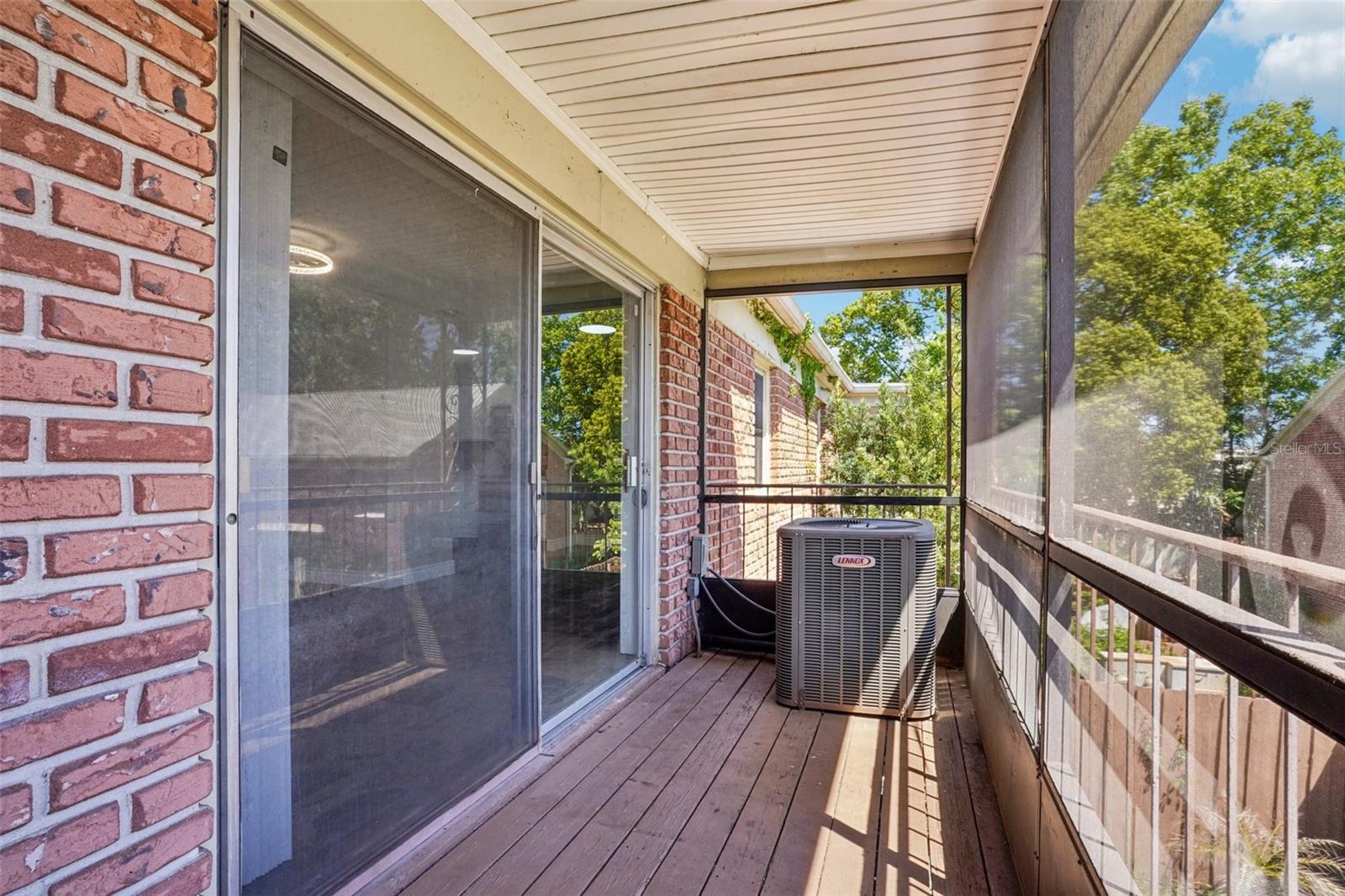 Image 21 of 34 For 119 Georgetown Drive D