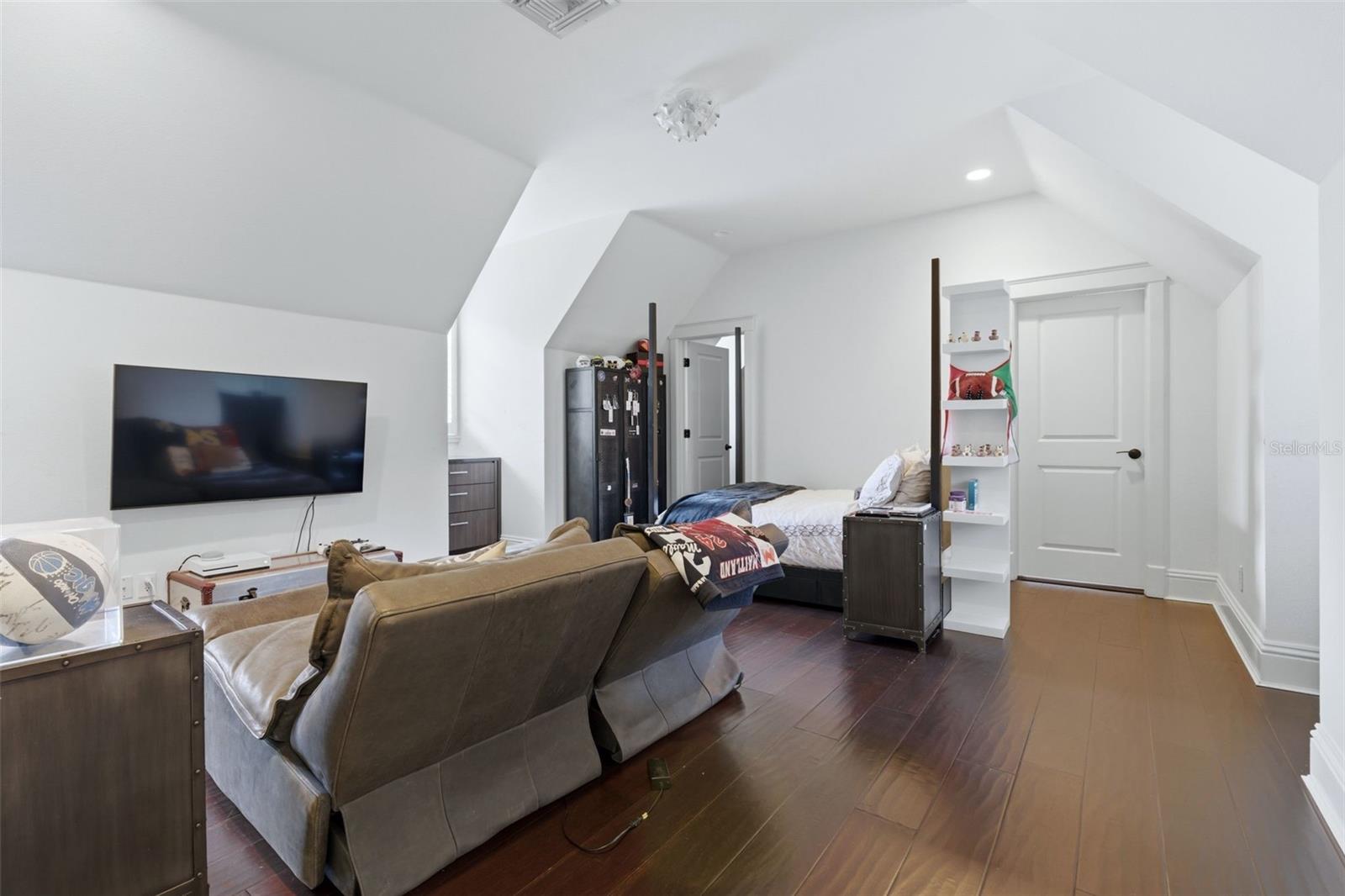 Image 56 of 84 For 1529 Holts Grove Circle