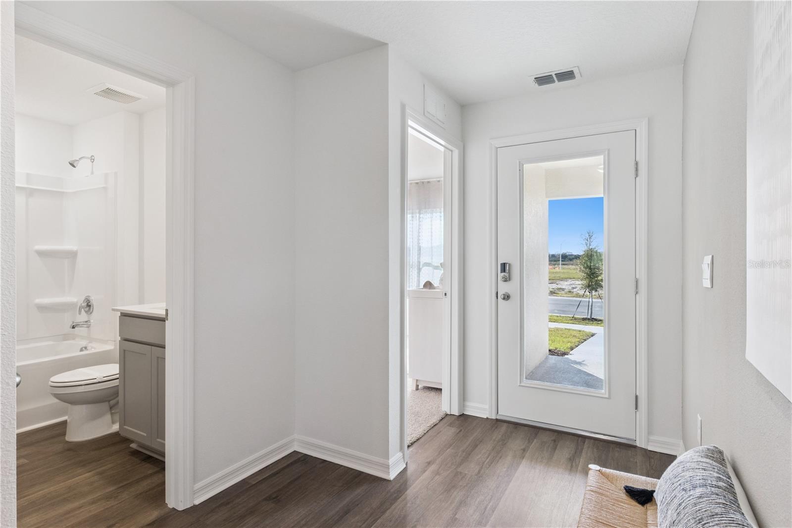 Image 2 of 33 For 1106 Amber Waves Road