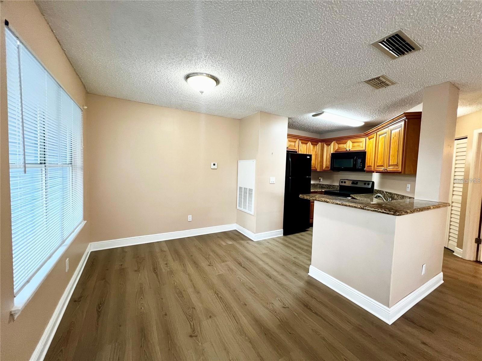 Image 6 of 28 For 731 Sugar Bay Way 103