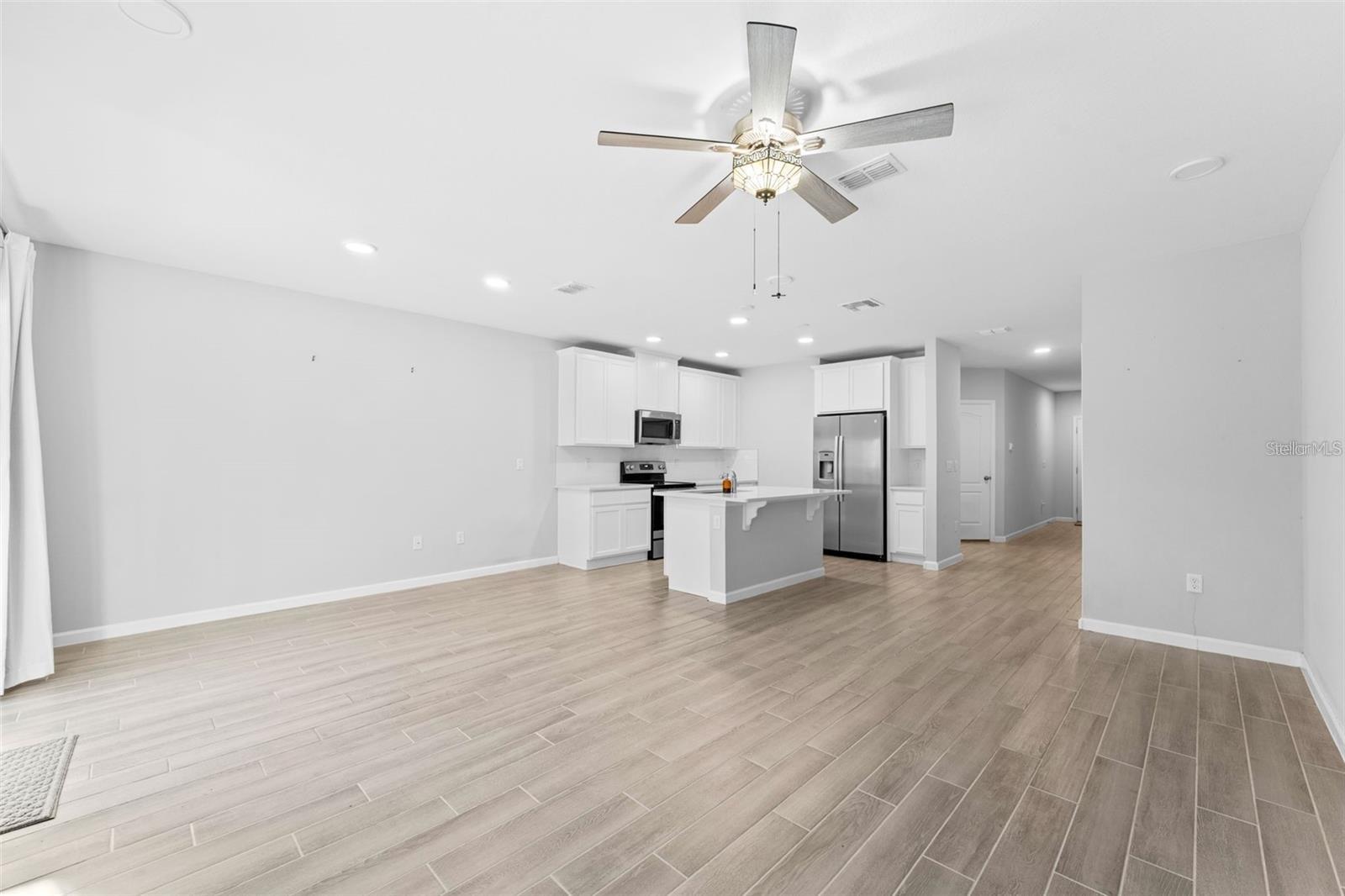 Image 10 of 27 For 3137 Riverboat Way