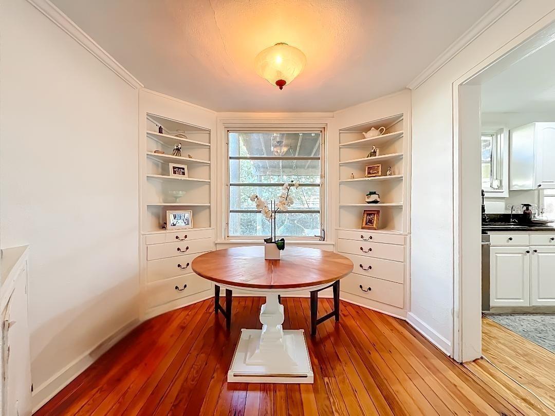 Image 8 of 25 For 1209 Clouser Avenue