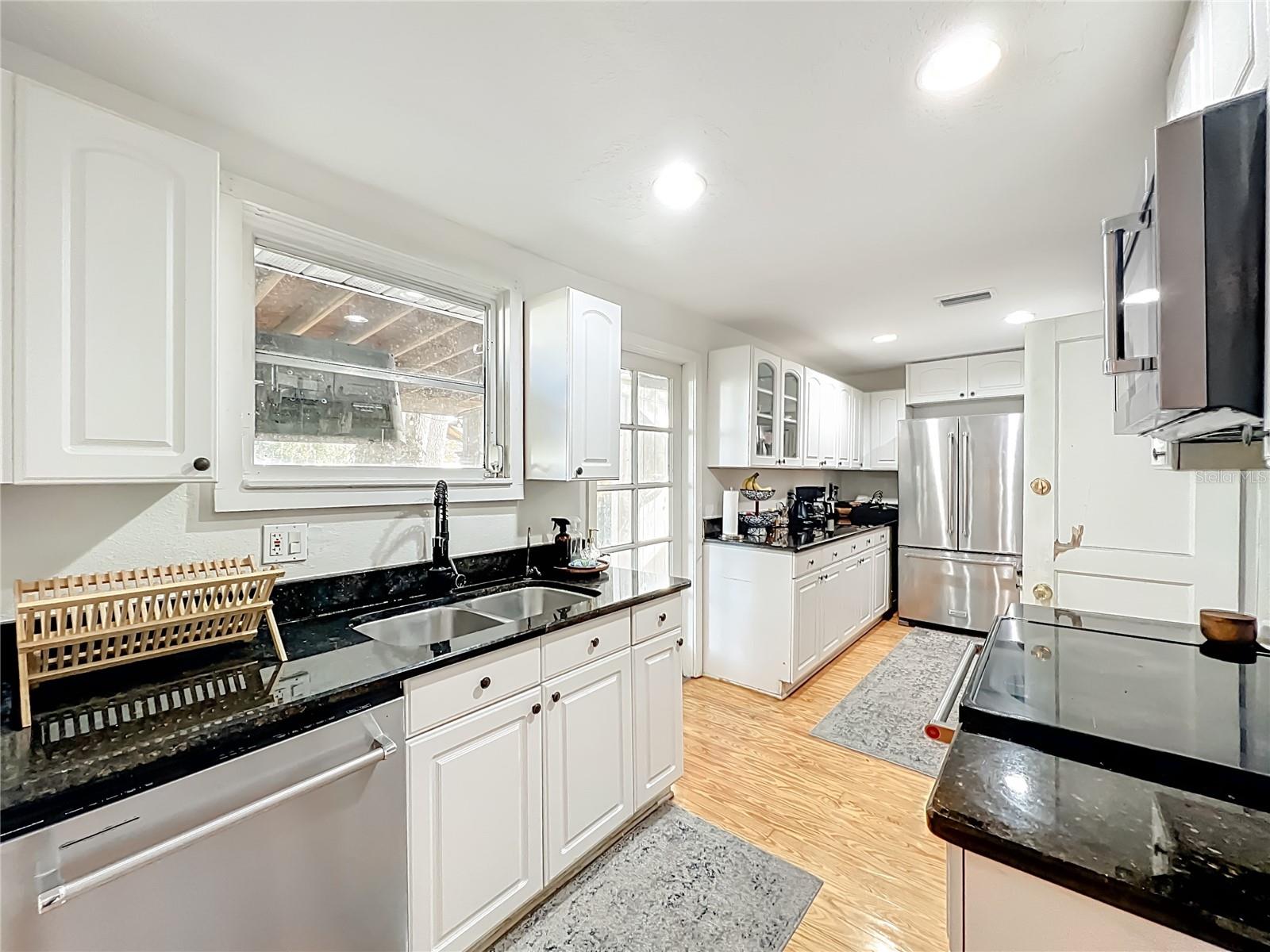 Image 9 of 25 For 1209 Clouser Avenue