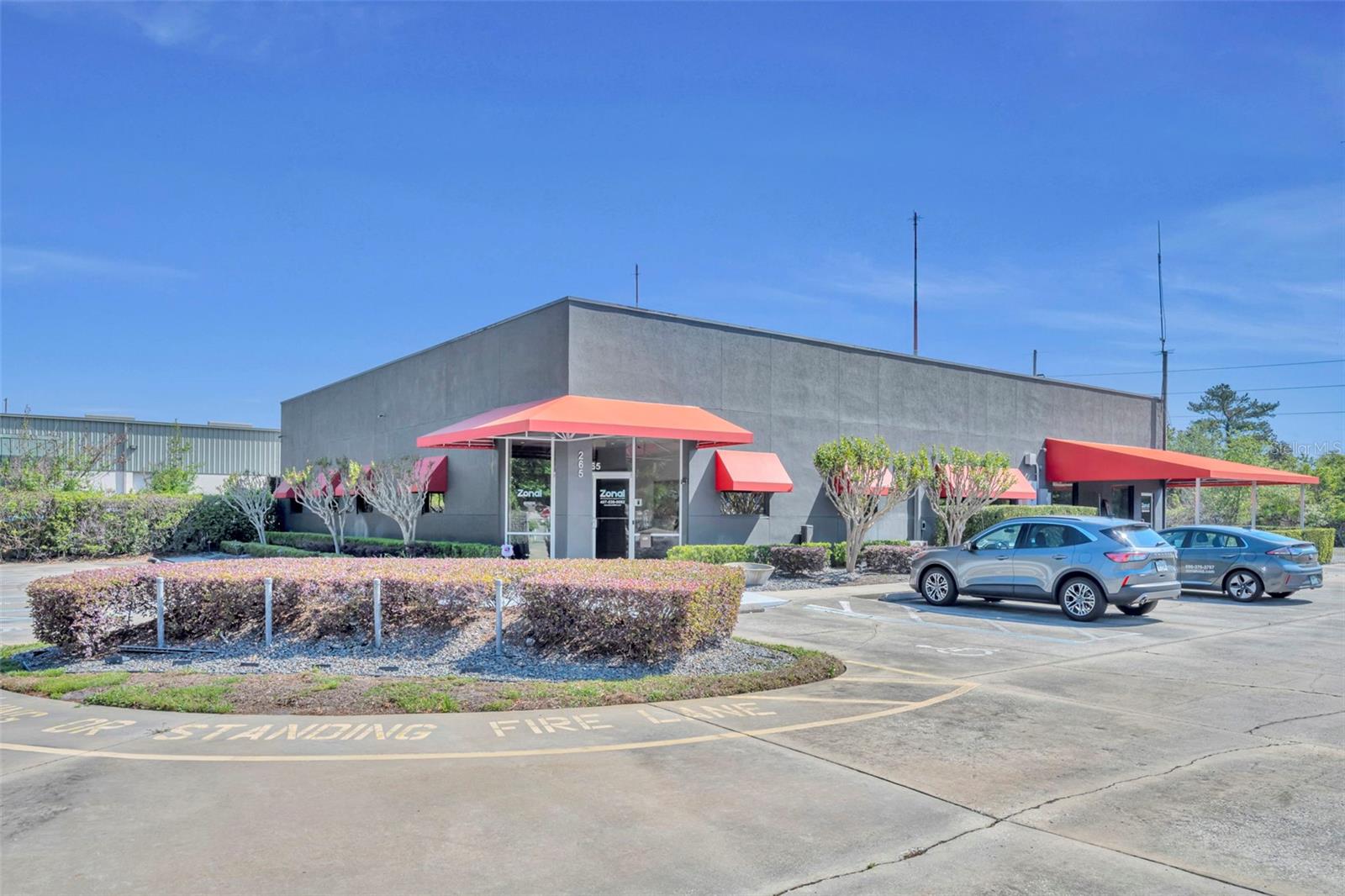 Image 3 of 77 For 265 Hunt Park Cove