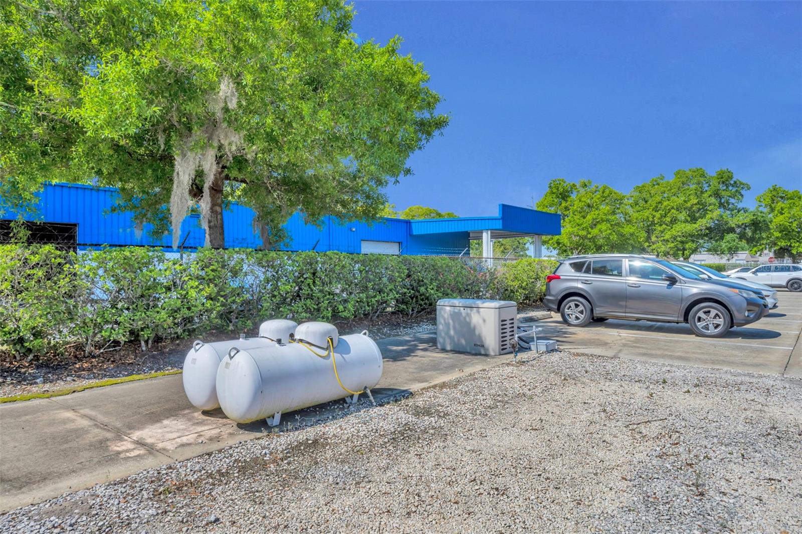 Image 55 of 77 For 265 Hunt Park Cove