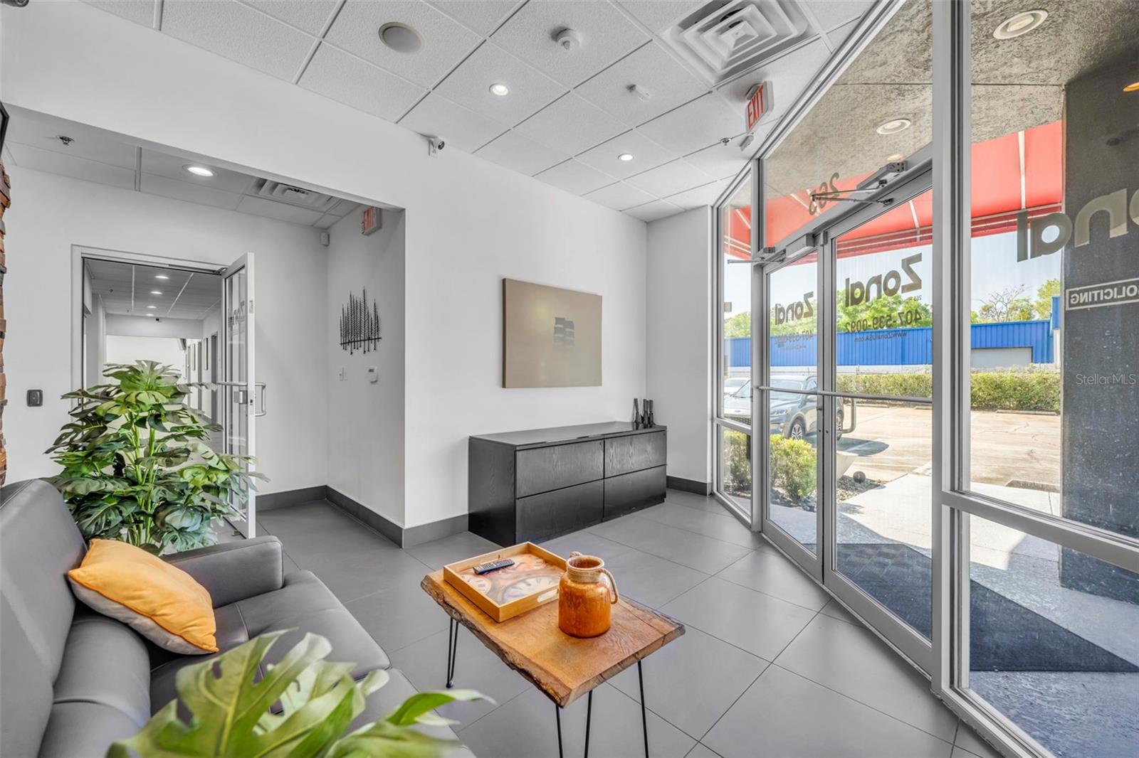 Image 7 of 77 For 265 Hunt Park Cove