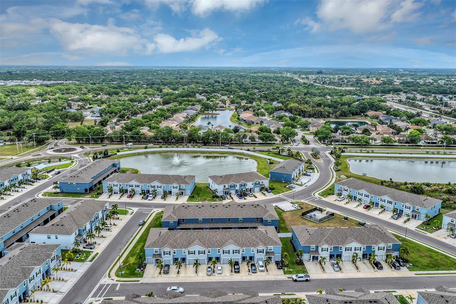 Image 26 of 35 For 4015 Blue Banks Lane