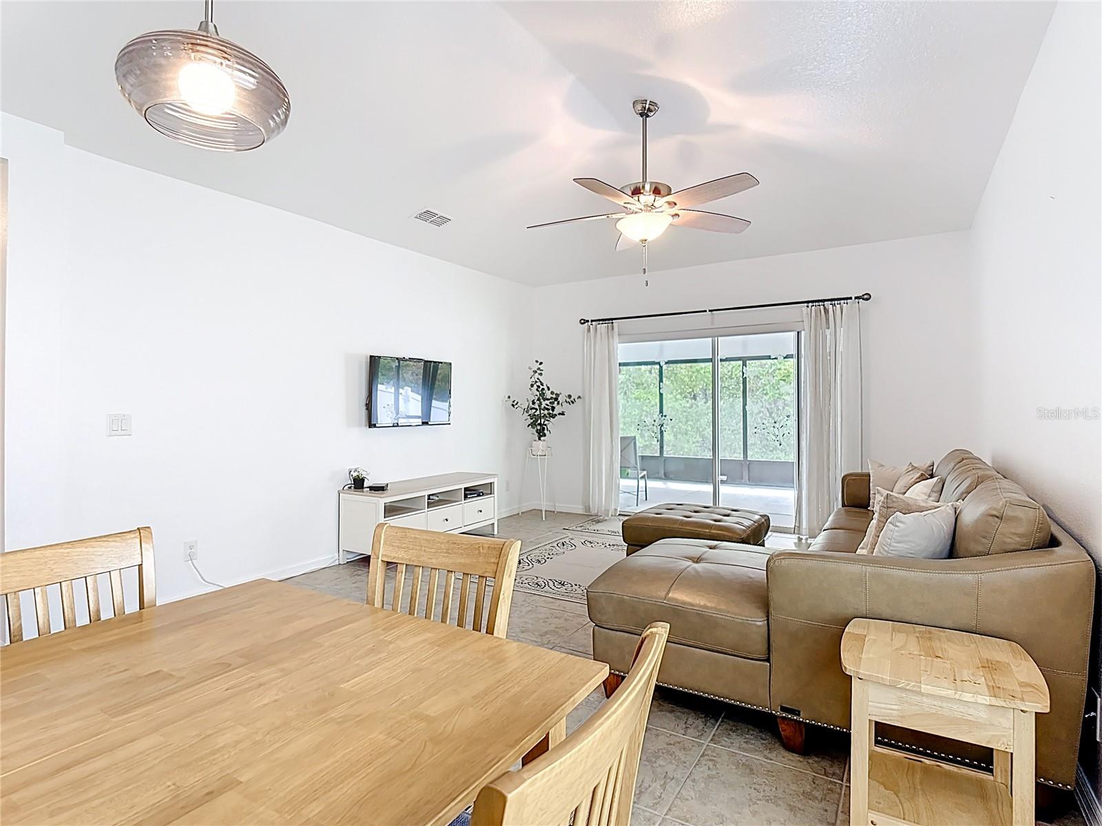 Image 18 of 45 For 3447 Harlequin Drive