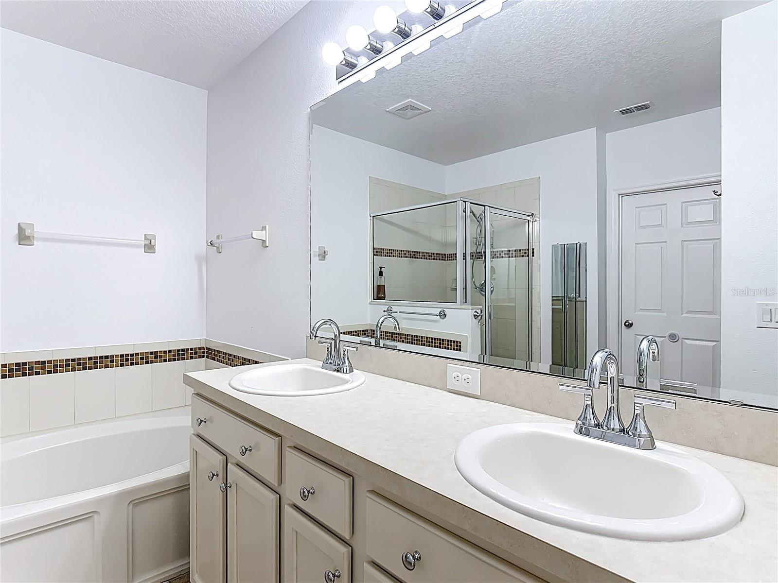 Image 33 of 45 For 3447 Harlequin Drive