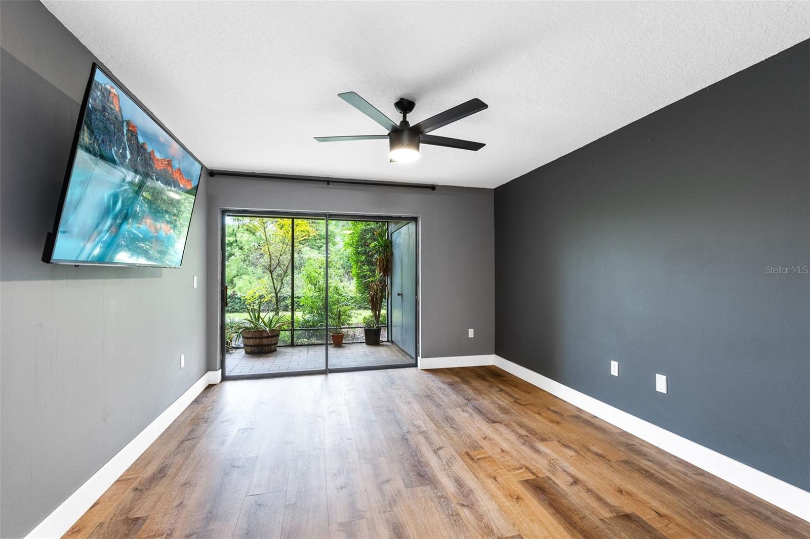 Image 14 of 29 For 4101 Fairview Vista Point 131