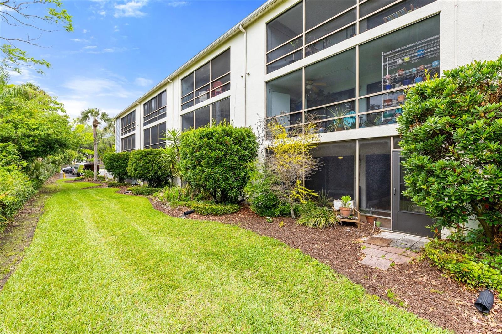 Image 19 of 29 For 4101 Fairview Vista Point 131