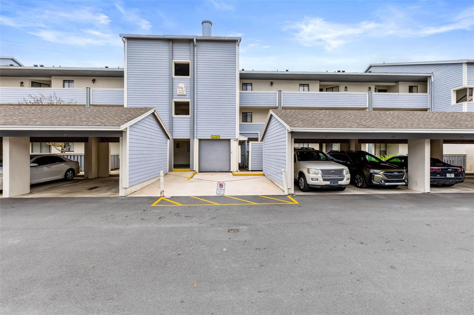 Image 2 of 29 For 4101 Fairview Vista Point 131