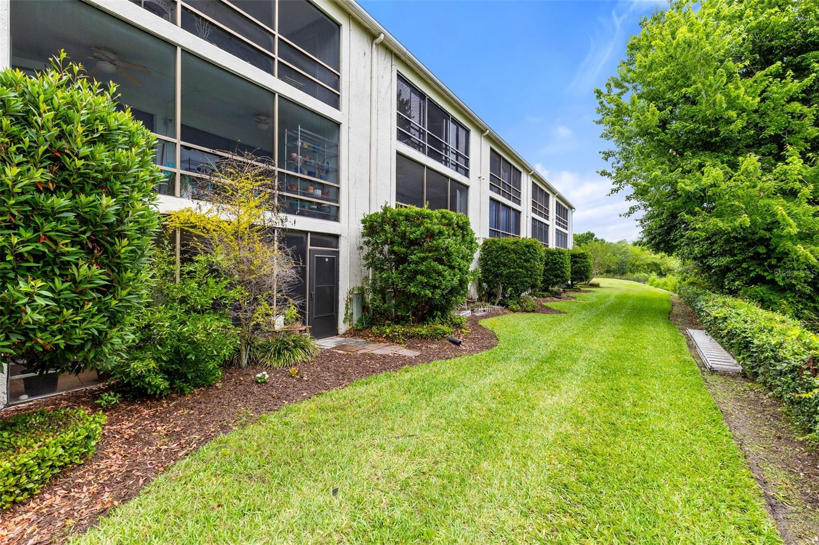 Image 20 of 29 For 4101 Fairview Vista Point 131