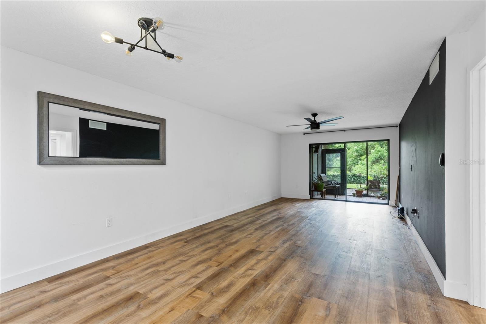 Image 9 of 29 For 4101 Fairview Vista Point 131