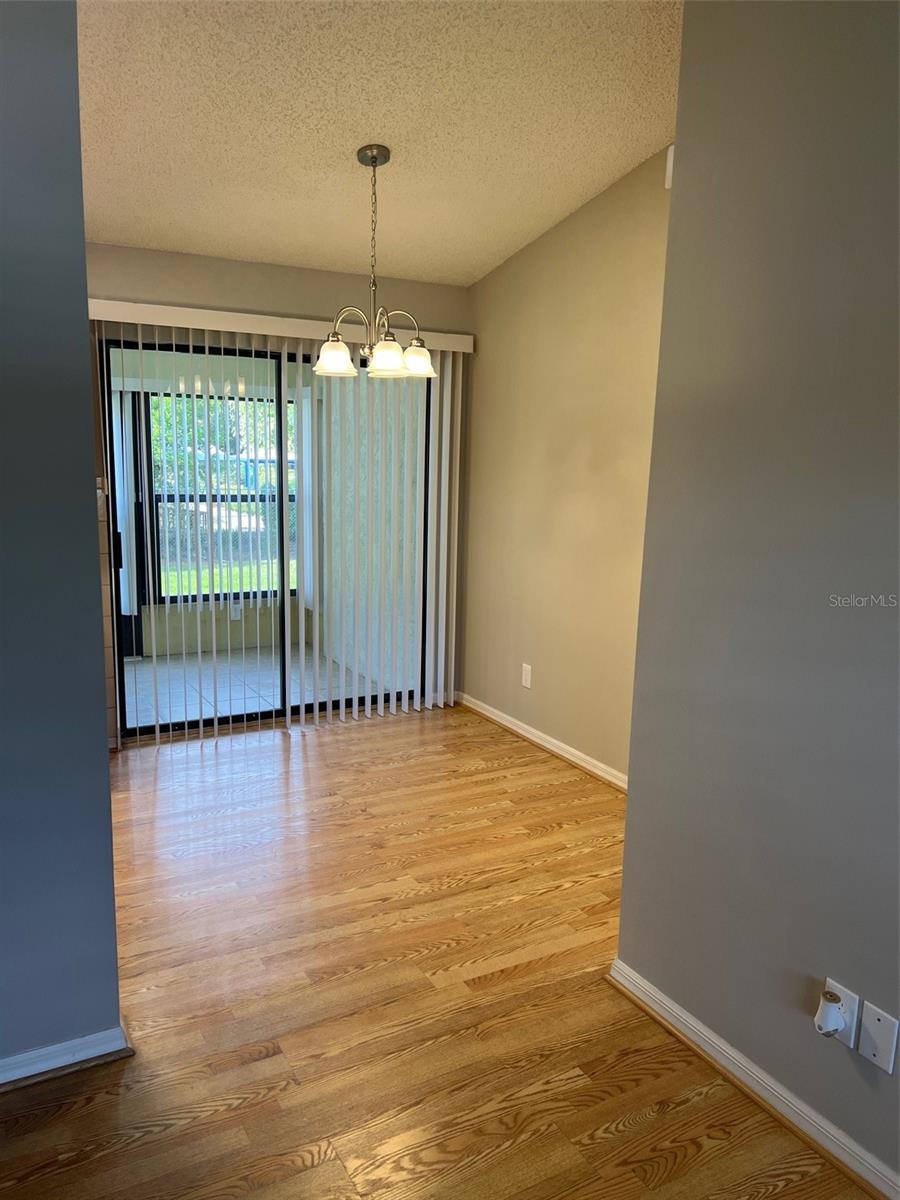 Image 5 of 18 For 12449 Orangewood Circle 17