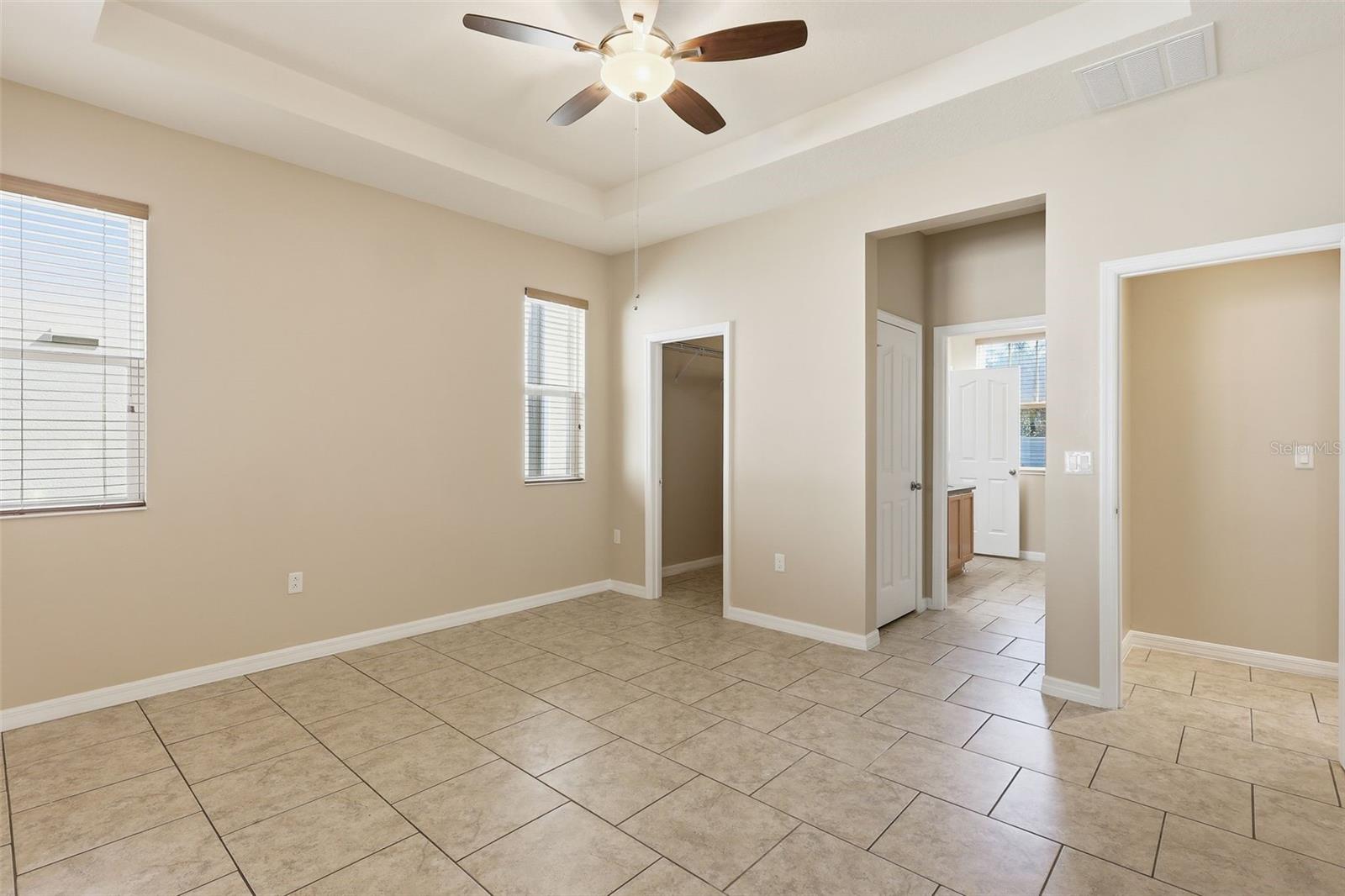 Image 18 of 56 For 14834 Bahama Swallow Boulevard