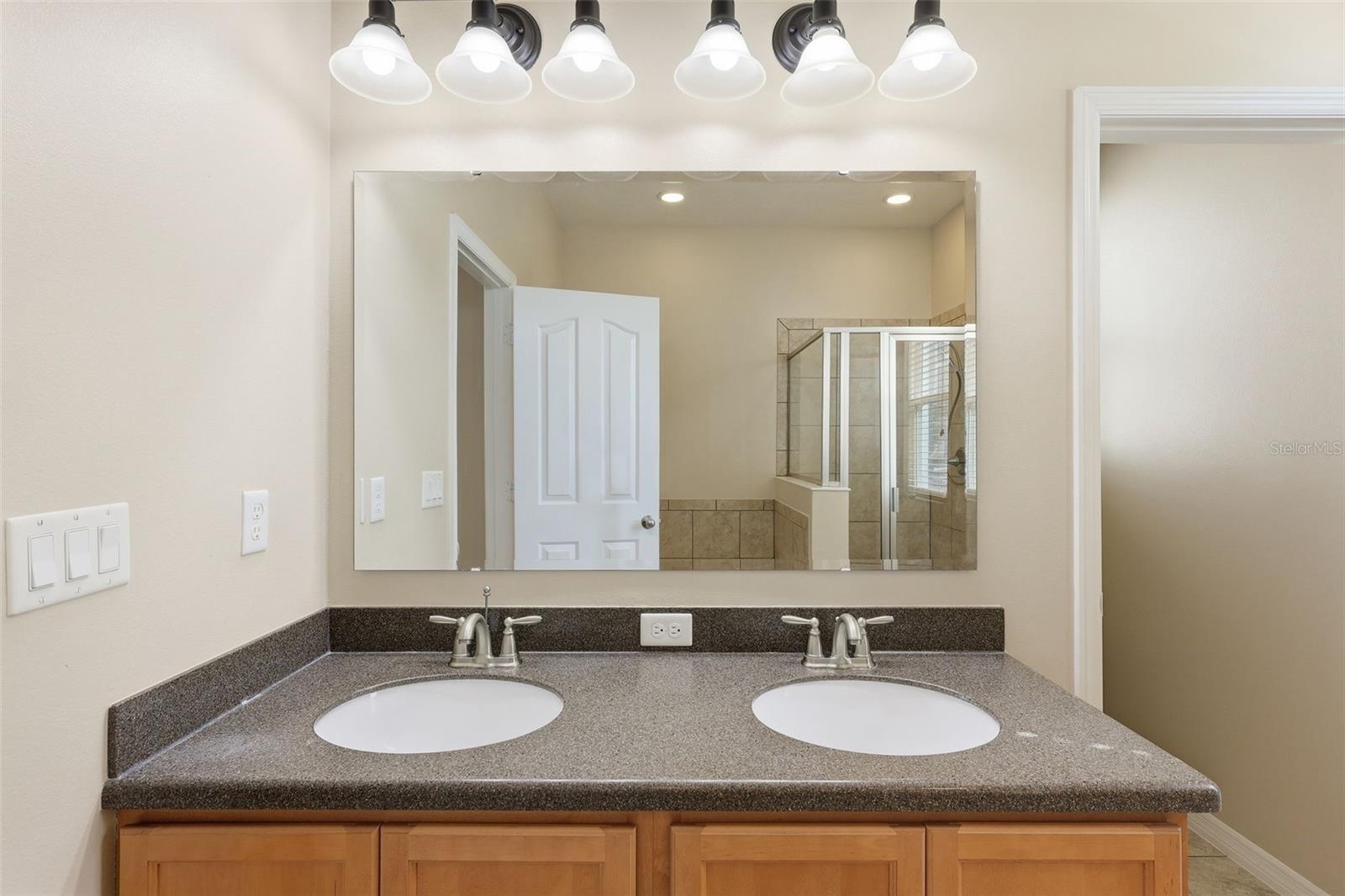 Image 24 of 56 For 14834 Bahama Swallow Boulevard