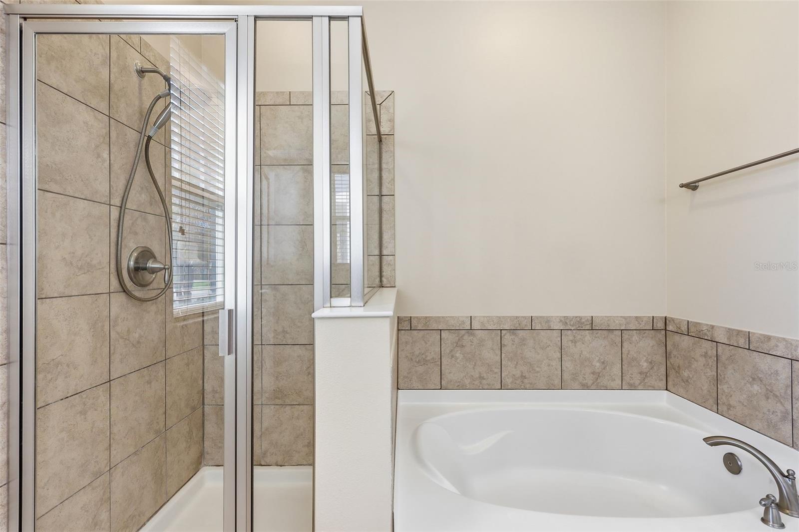 Image 25 of 56 For 14834 Bahama Swallow Boulevard