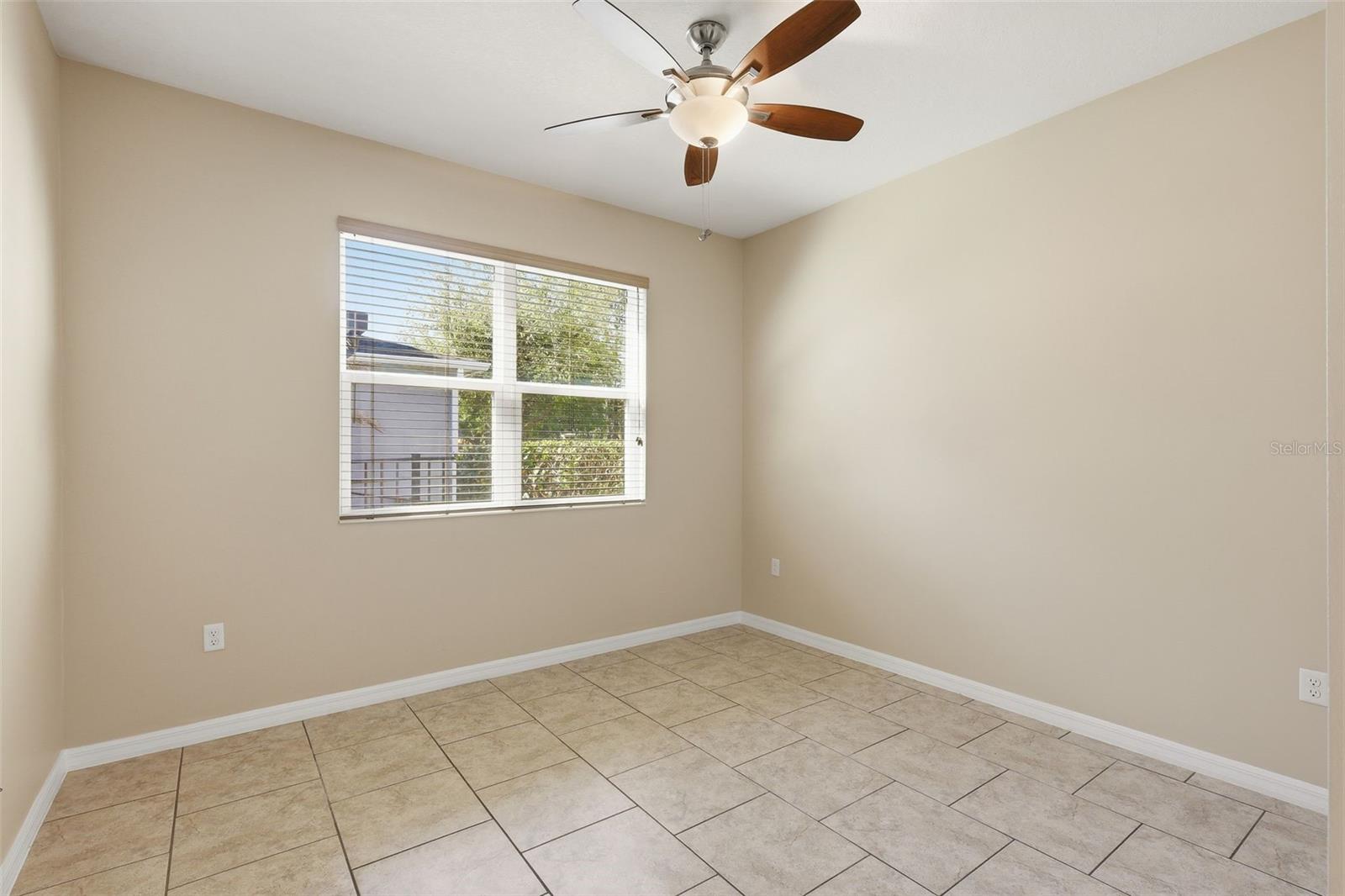 Image 27 of 56 For 14834 Bahama Swallow Boulevard