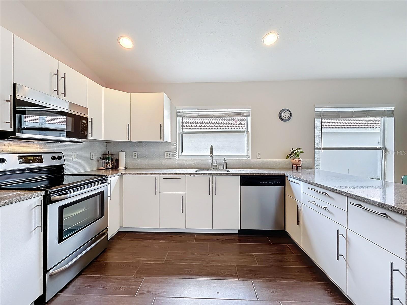 Image 12 of 49 For 11438 Arborside Bend Way