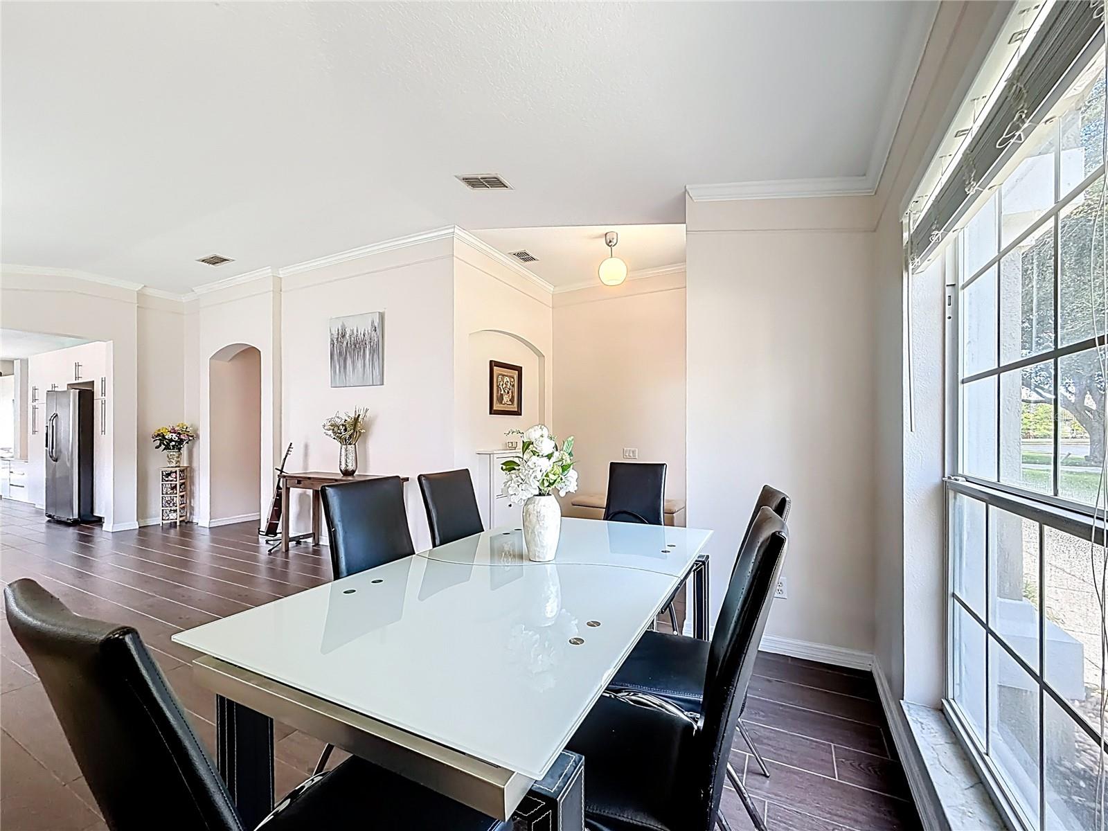 Image 9 of 49 For 11438 Arborside Bend Way