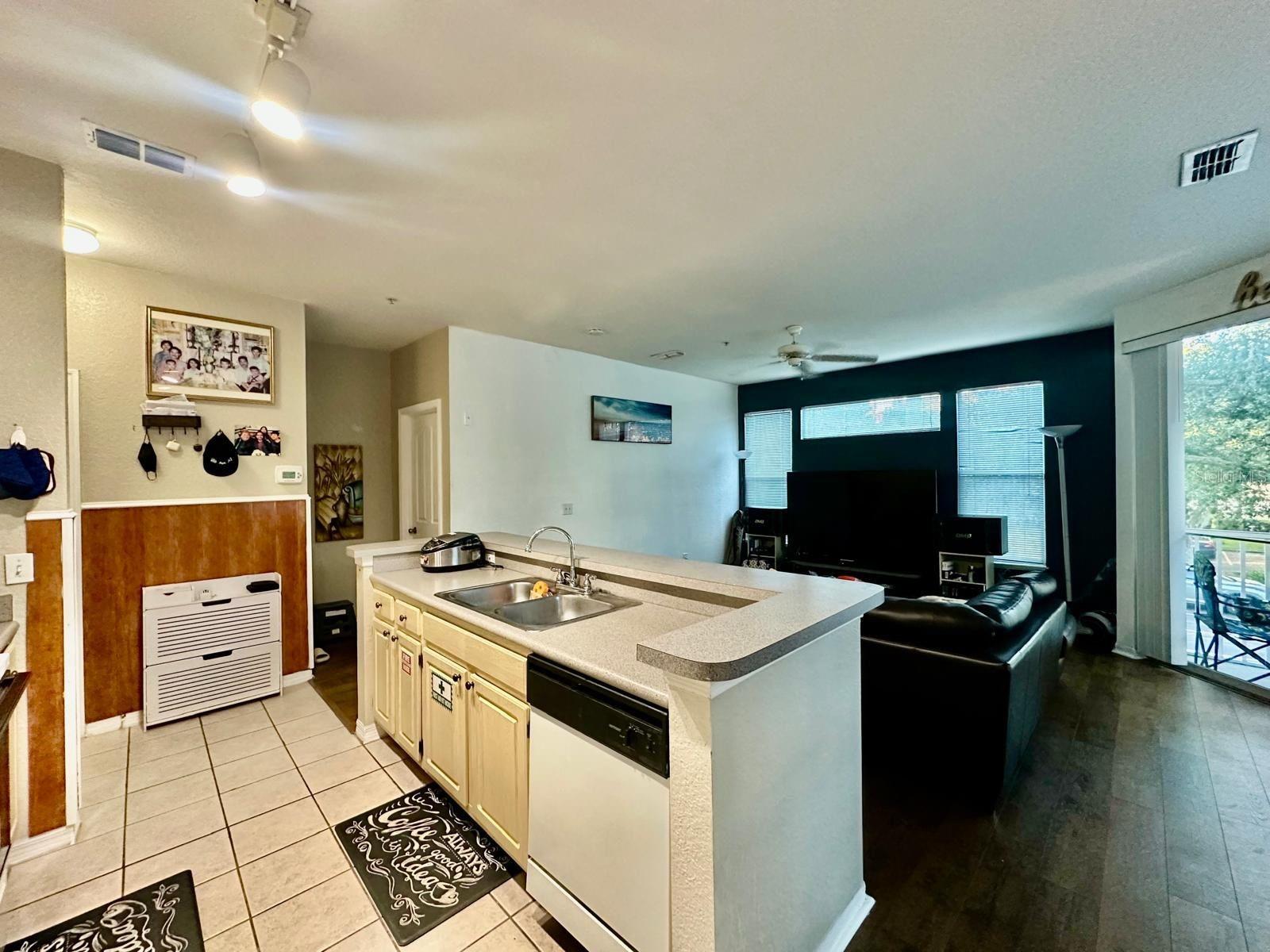 Image 7 of 15 For 2718 Maitland Crossing Way 207