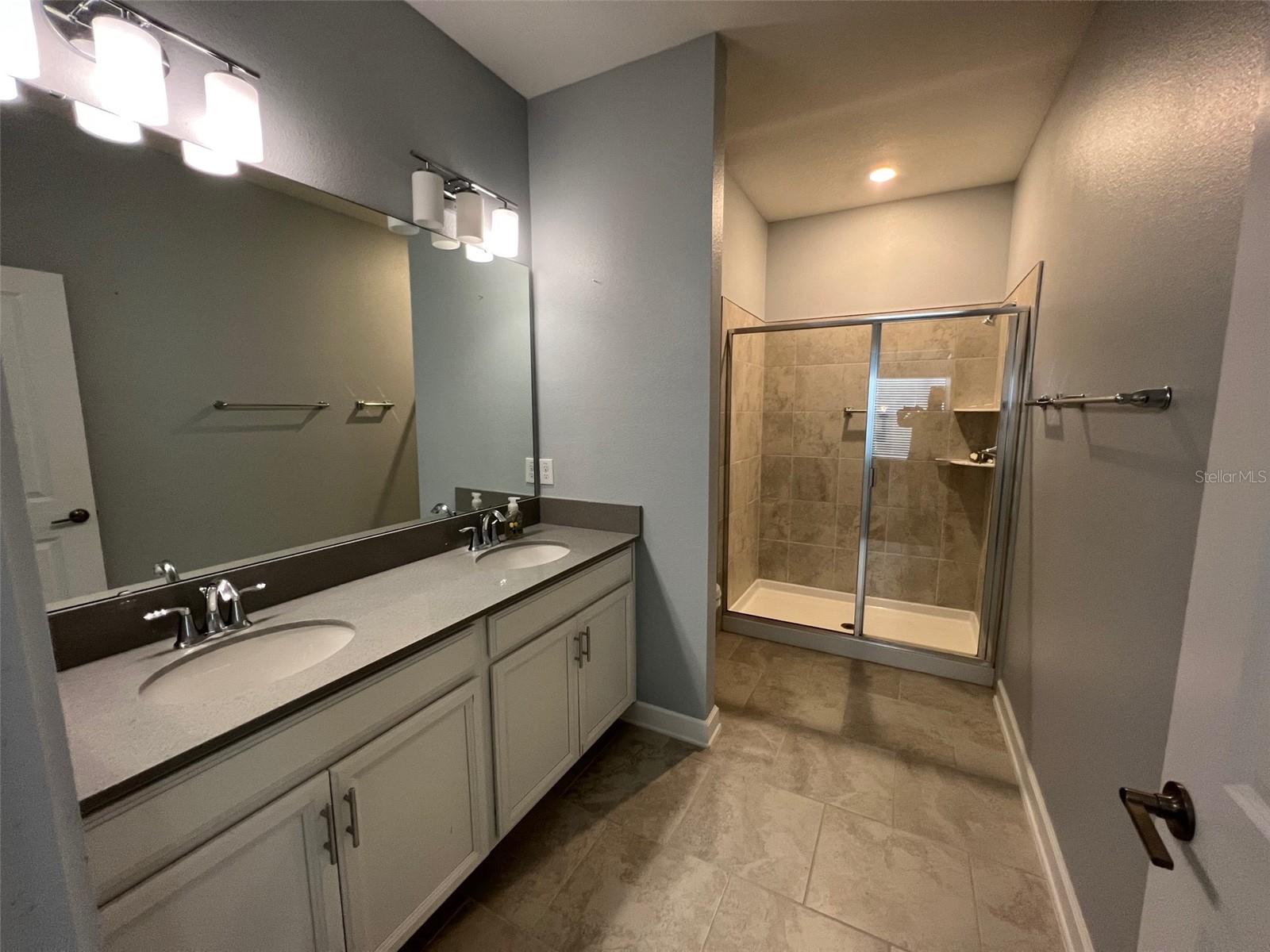 Image 6 of 8 For 3560 Belland Circle C