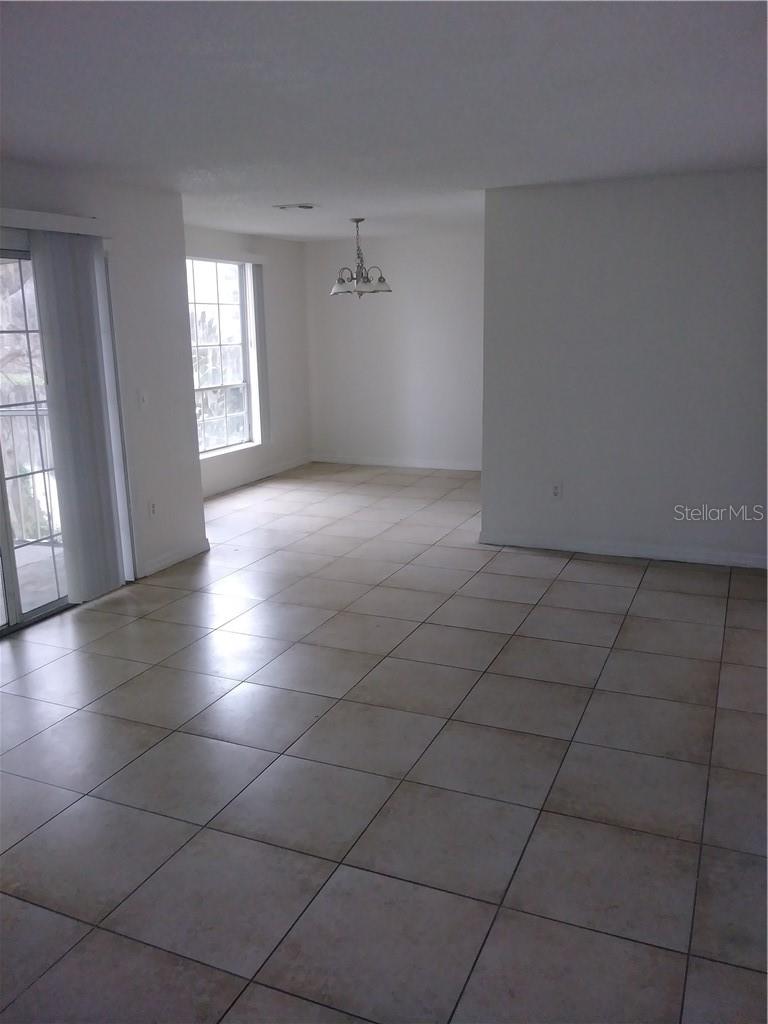 Image 10 of 12 For 4148 Versailles Drive 4148