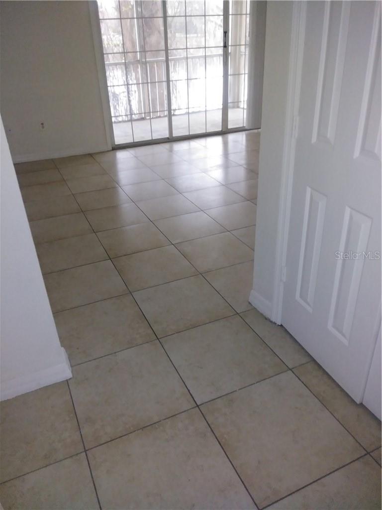 Image 12 of 12 For 4148 Versailles Drive 4148