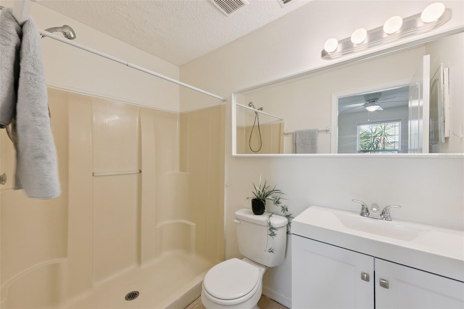 Image 11 of 18 For 212 Ridgecrest Loop