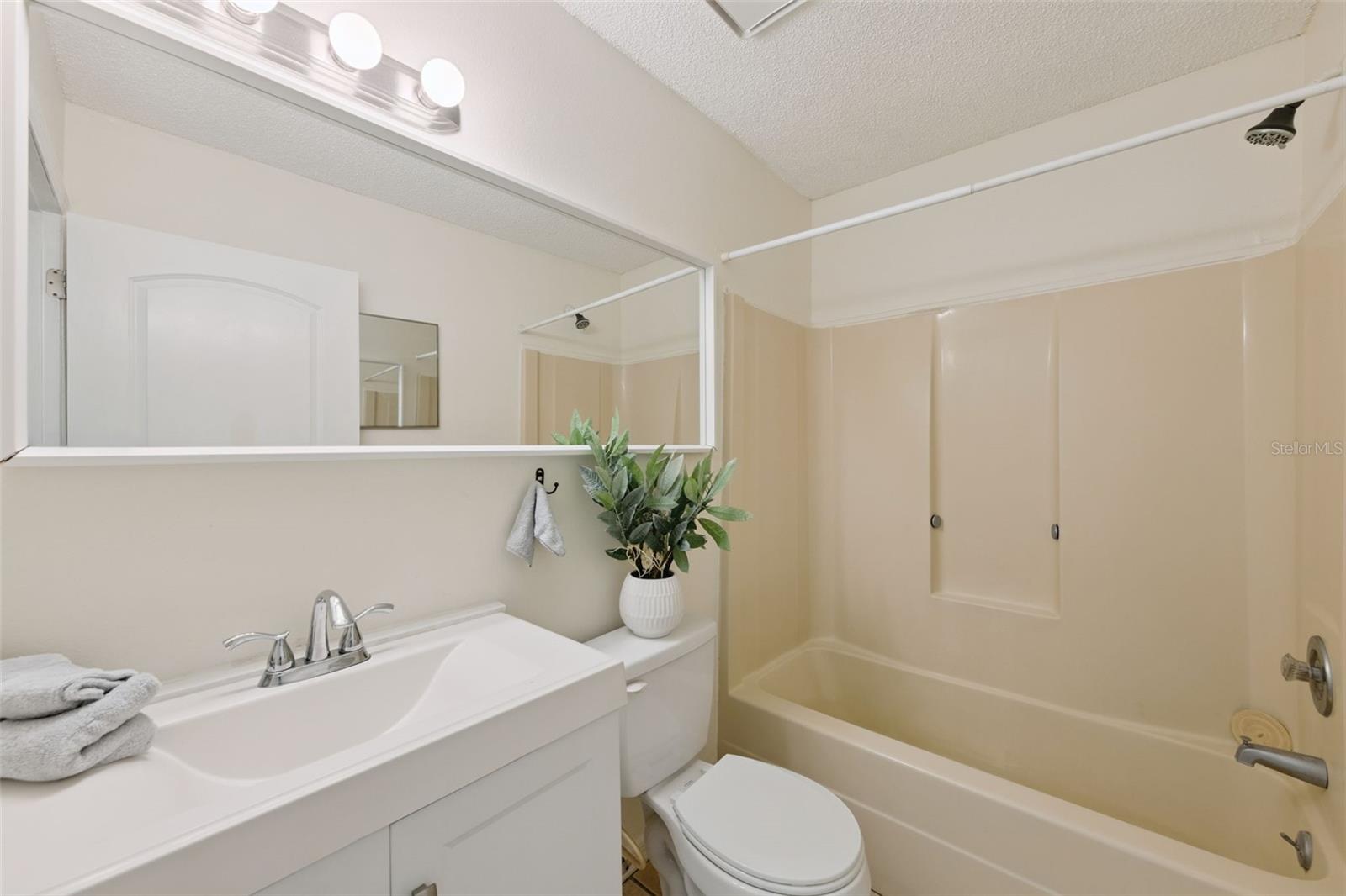 Image 13 of 18 For 212 Ridgecrest Loop