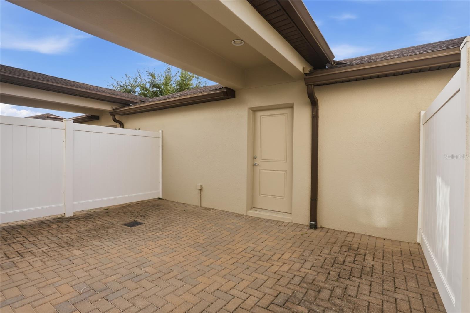 Image 33 of 53 For 7230 Duxbury Lane