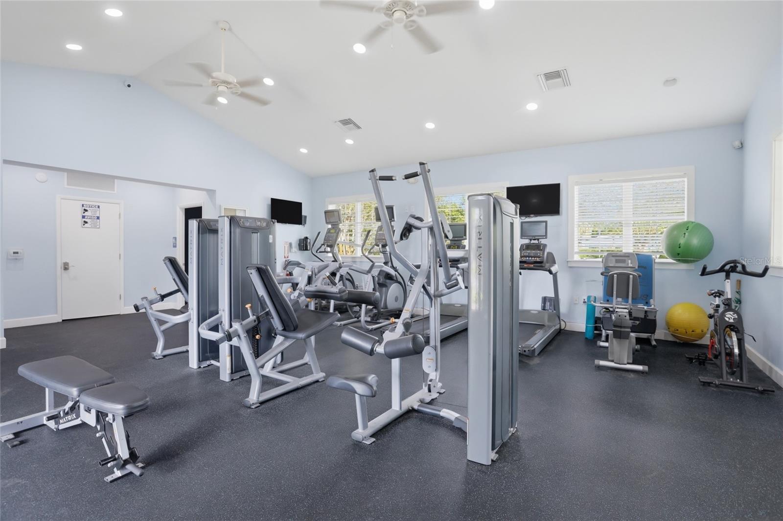 Image 38 of 53 For 7230 Duxbury Lane