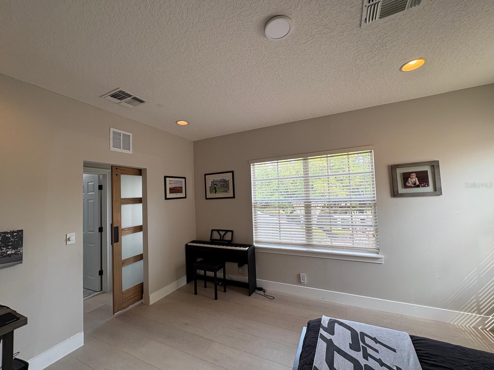 Image 23 of 28 For 11531 Claymont Circle