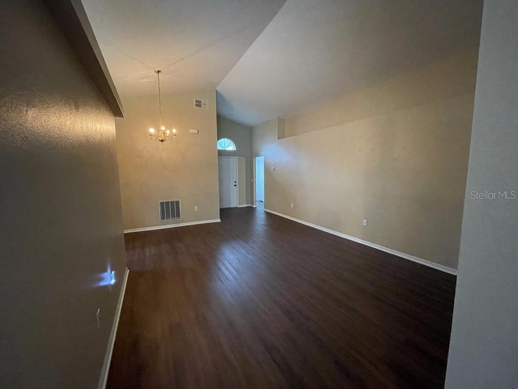 Image 4 of 14 For 4055 Sunny Day Way