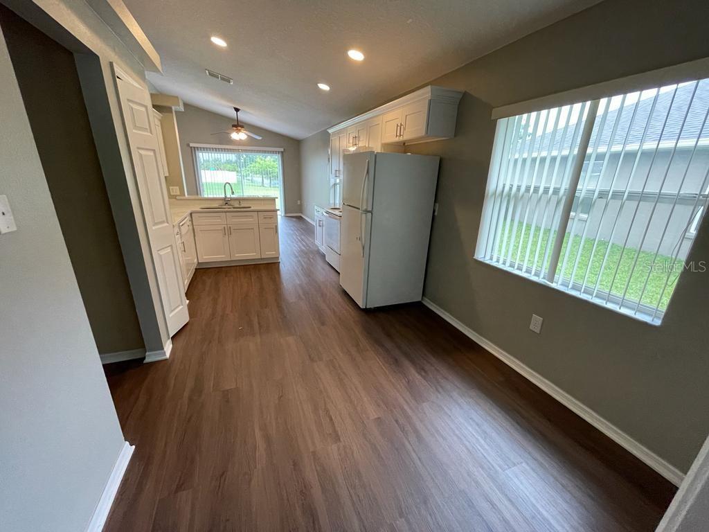 Image 8 of 14 For 4055 Sunny Day Way