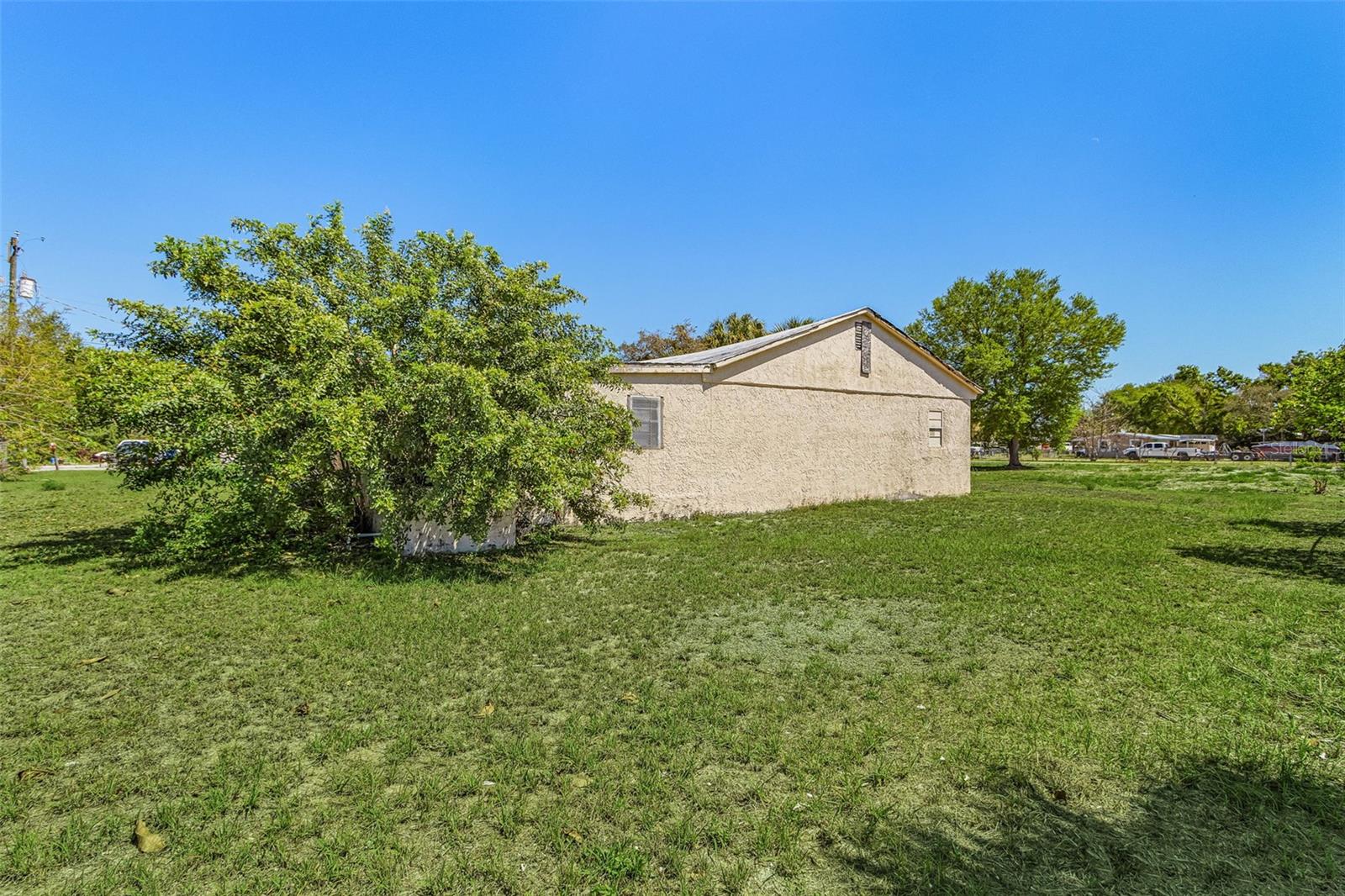 Image 7 of 29 For 23090 Railroad Avenue