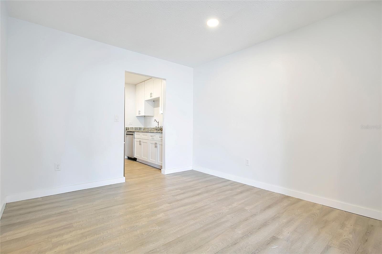 Image 6 of 26 For 5407 Hansel Avenue G12