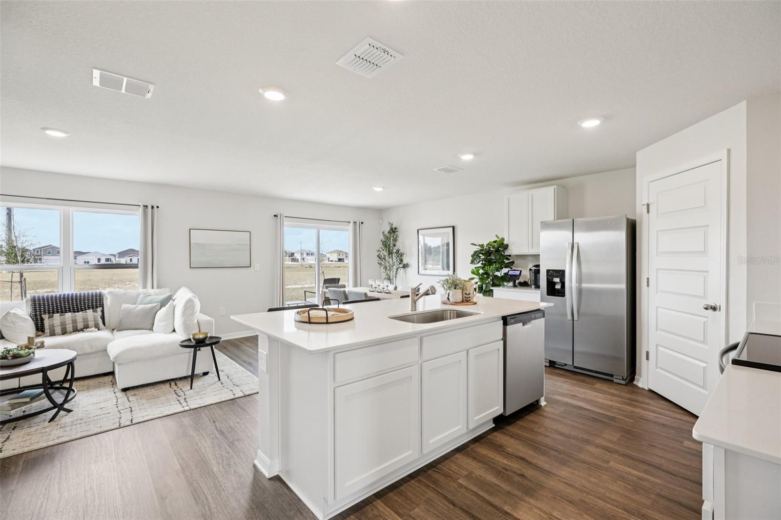 Image 12 of 35 For 734 Greenway Boulevard