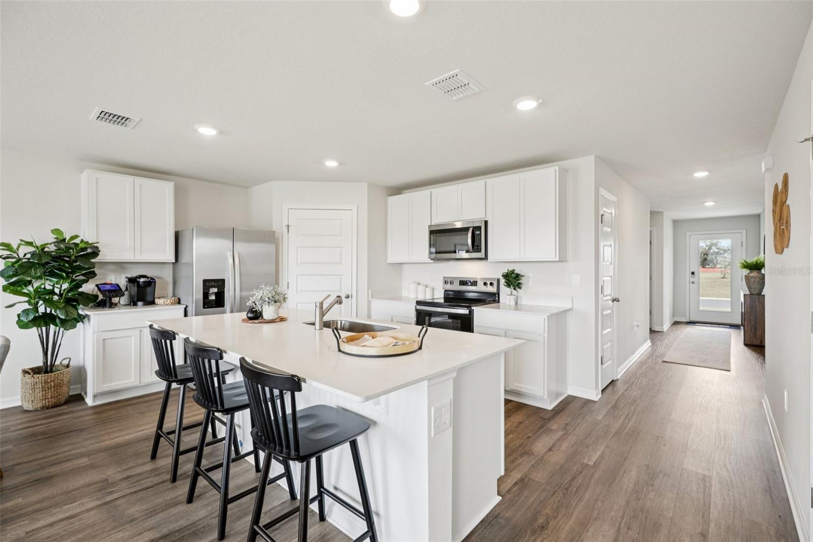 Image 13 of 35 For 734 Greenway Boulevard