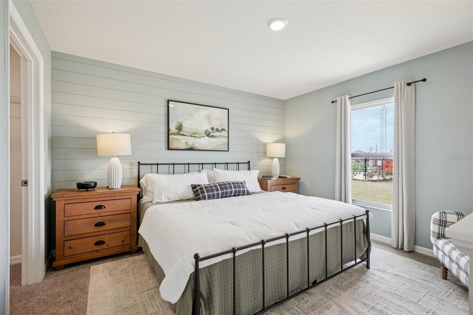 Image 29 of 35 For 734 Greenway Boulevard