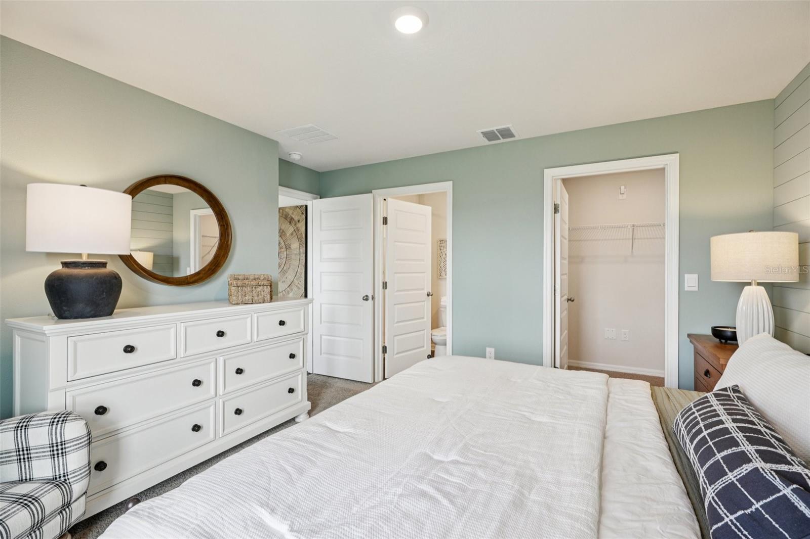 Image 31 of 35 For 734 Greenway Boulevard