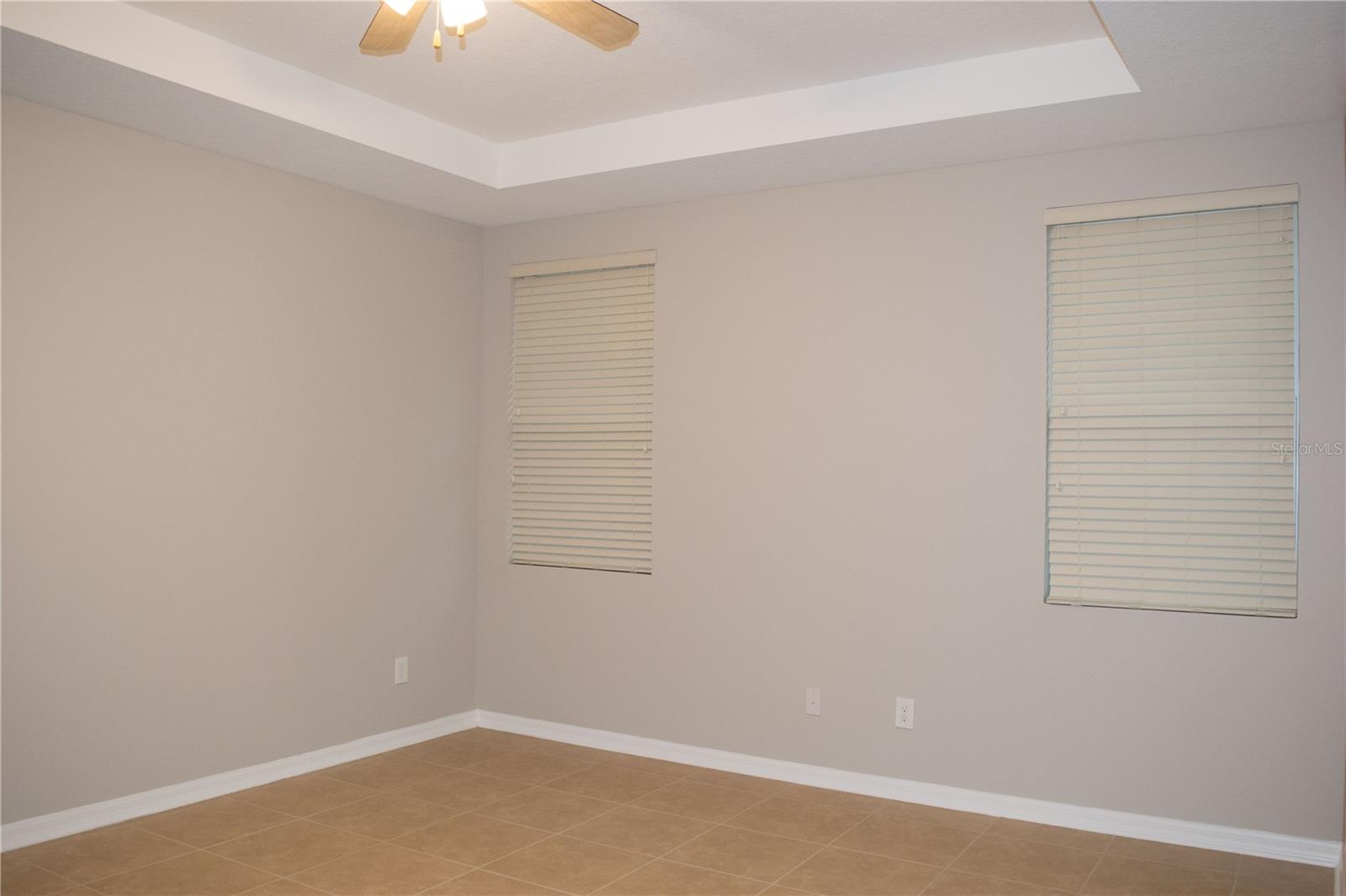 Image 10 of 21 For 8112 Summerlake Groves Street