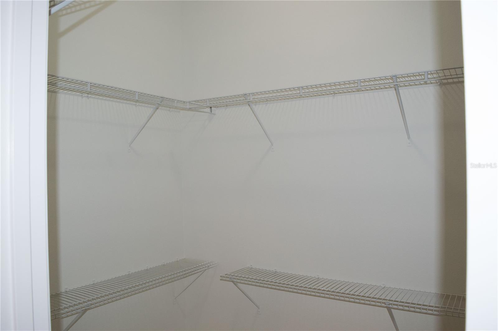 Image 16 of 21 For 8112 Summerlake Groves Street