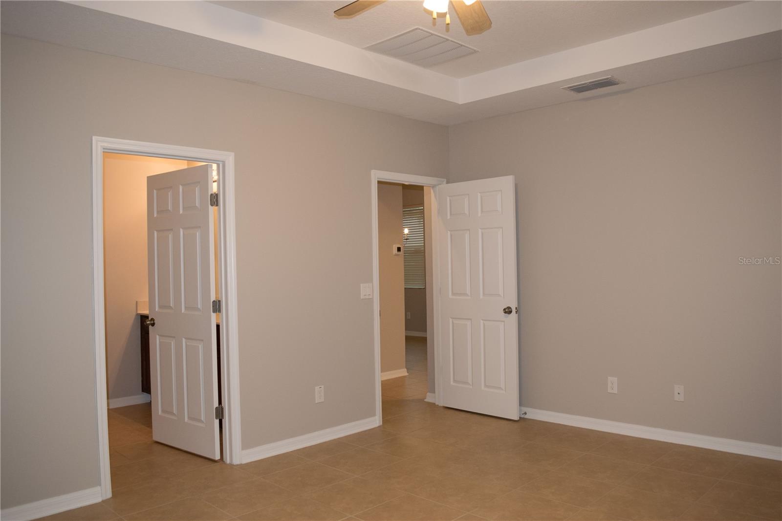 Image 9 of 21 For 8112 Summerlake Groves Street