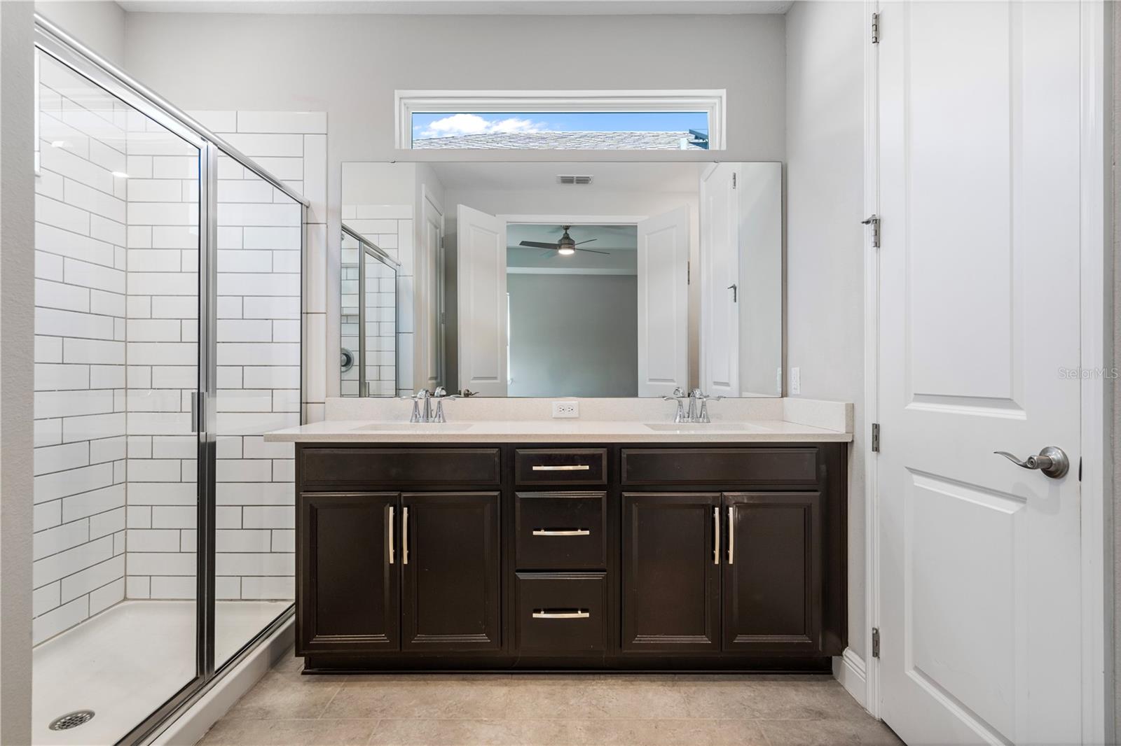 Image 21 of 33 For 14542 Golden Harbor Lane