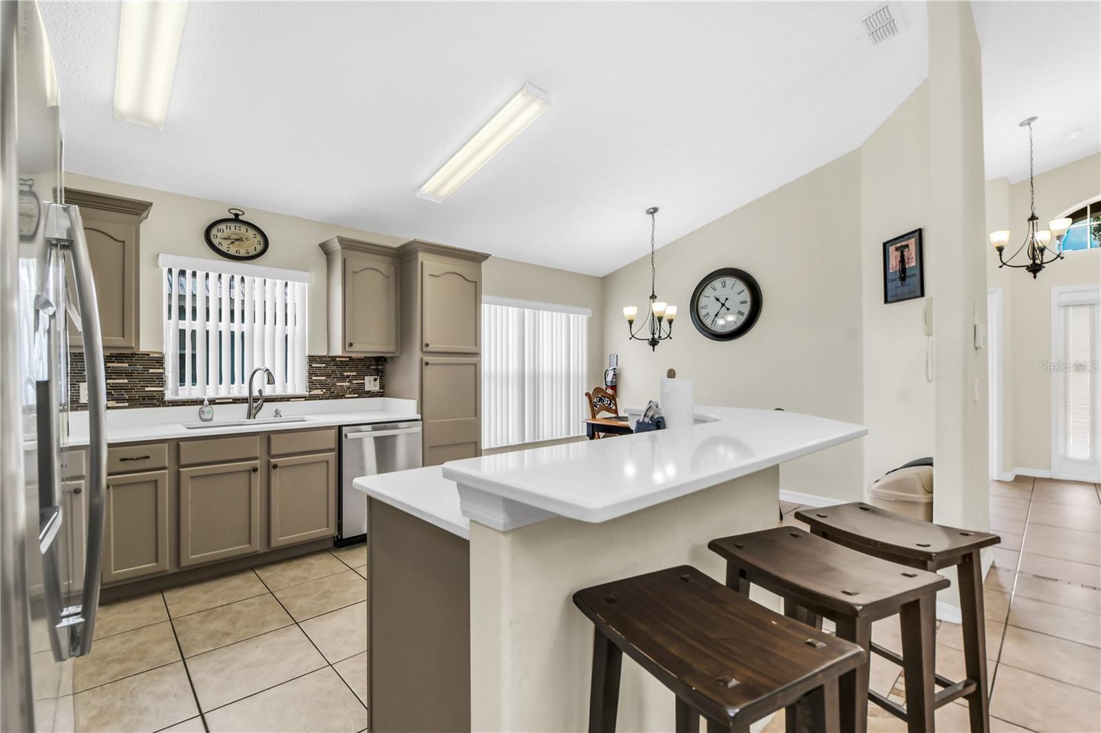 Image 11 of 44 For 2551 Oneida Loop